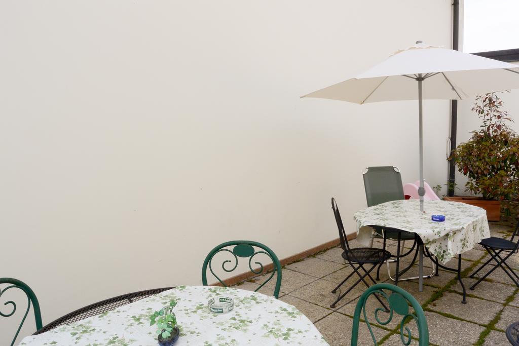 Albergo Meuble Abatjour Mântua Exterior foto