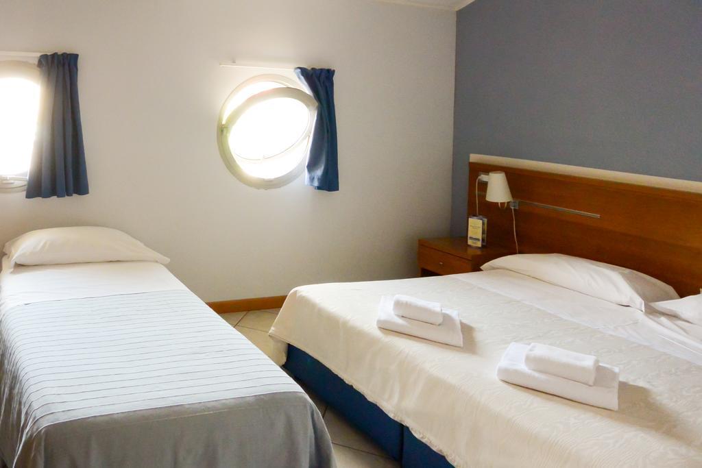 Albergo Meuble Abatjour Mântua Exterior foto